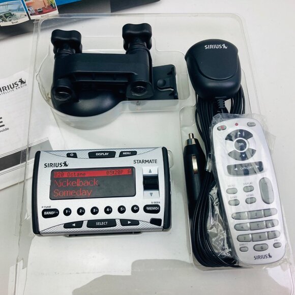 New Sirius Starmate ST1 Satellite Radio Receiver & Car Kit w/ Remote Control - Picture 2 of 3